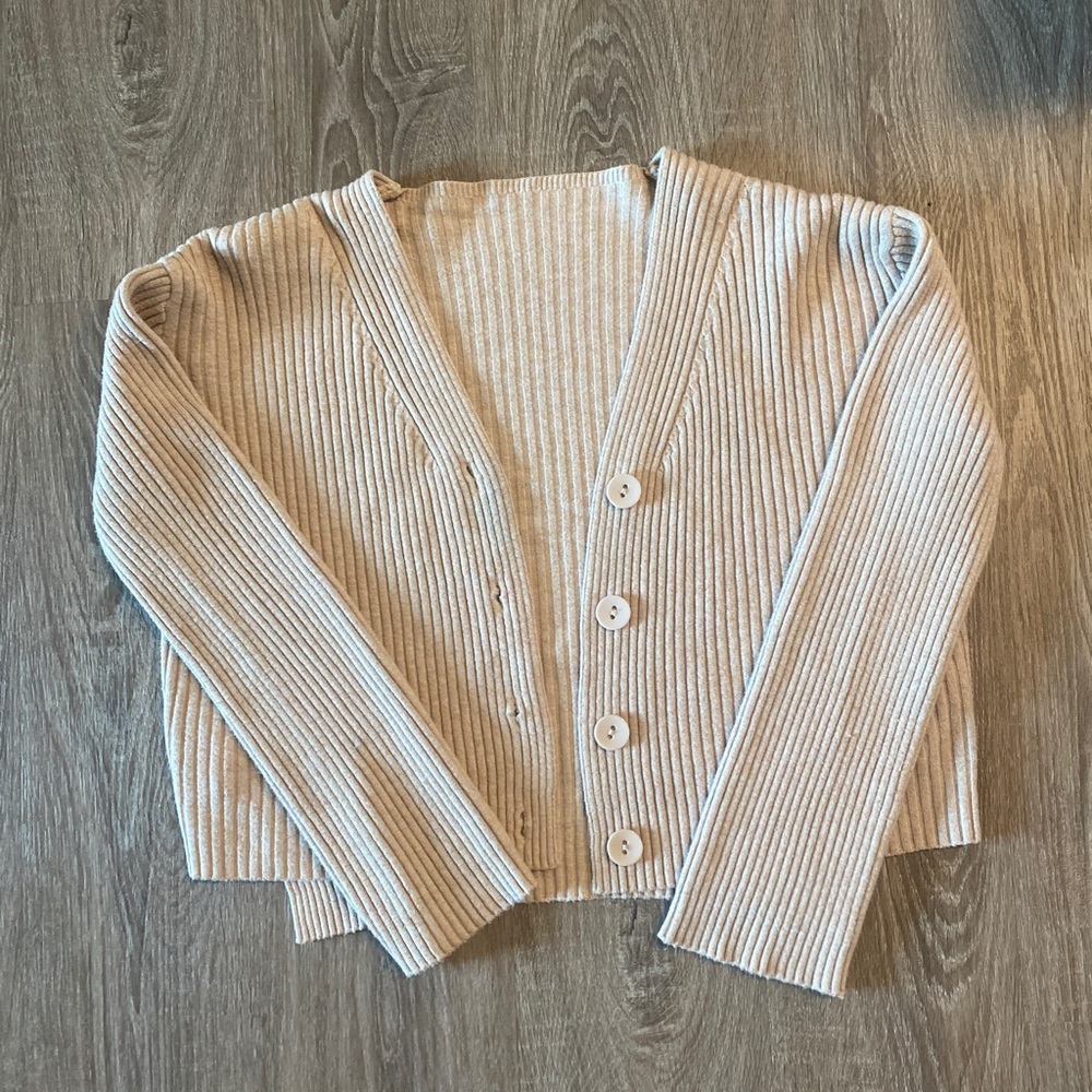 Cropped sweater